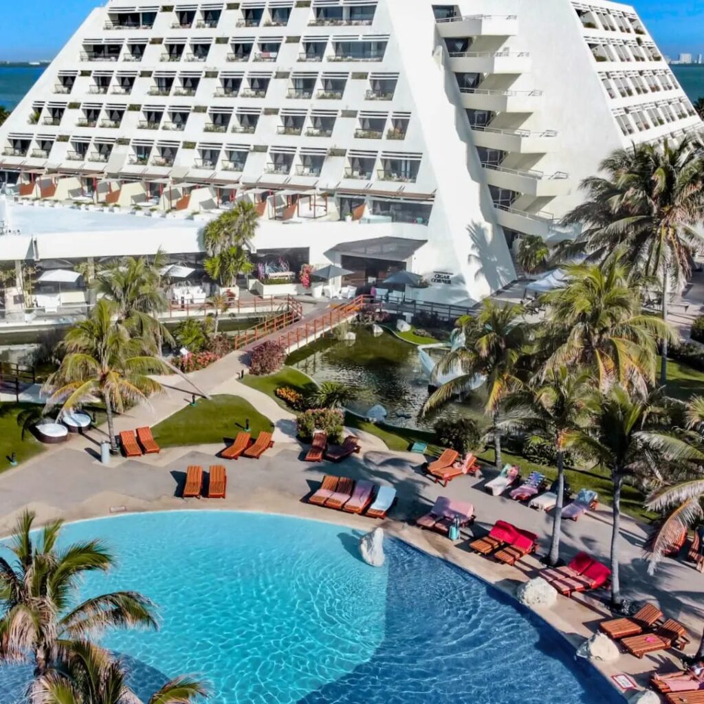 tanda travel aguascalientes hotel oasis cancún alberca tanda travel aguascalientes hotel oasis cancún alberca